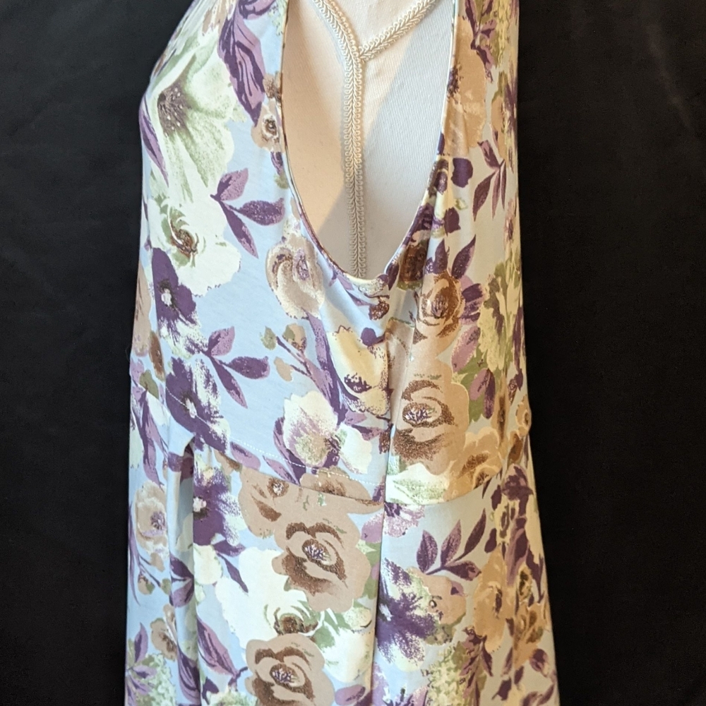 *Suzanne Betro Sleeveless Top - Picture 5 of 5